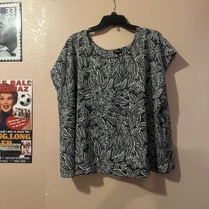 Leaf Print Black and White Women's Top